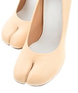 Maison Margiela（メゾンマルジェラ）パンプス ベージュ サイズ:EU37 1/2(24cm位) レディース/2200644615662