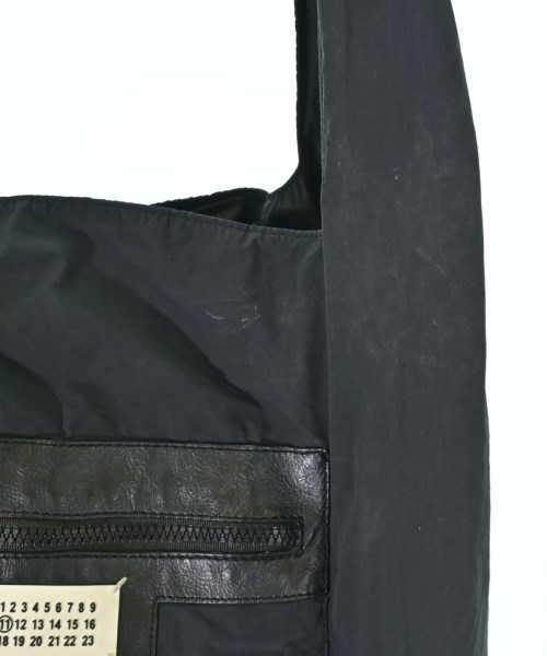 Maison Margiela（メゾンマルジェラ）ショルダーバッグ 黒 サイズ:- メンズ/2200623290118