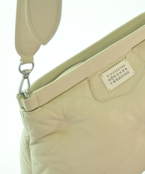 Maison Margiela（メゾンマルジェラ）ショルダーバッグ 白 サイズ:- レディース/2200634410062
