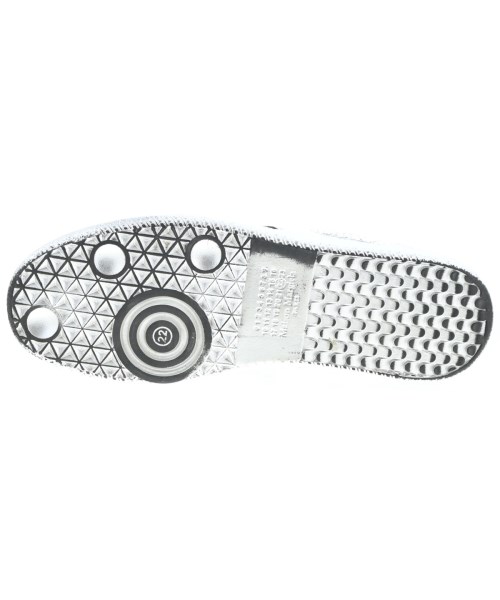 Maison Margiela（メゾンマルジェラ）スニーカー シルバー サイズ:EU39(25.5cm位) レディース/2200590237130