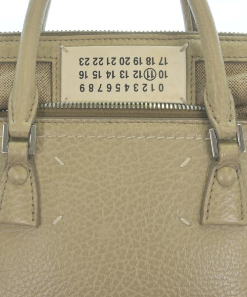 Maison Margiela（メゾンマルジェラ）ショルダーバッグ カーキ サイズ:- レディース/2200612435049