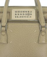 Maison Margiela（メゾンマルジェラ）ショルダーバッグ カーキ サイズ:- レディース/2200612435049