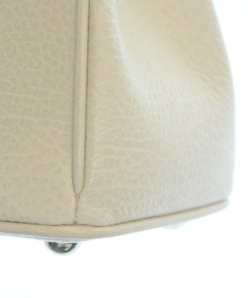 Maison Margiela（メゾンマルジェラ）ショルダーバッグ 白 サイズ:- レディース/2200617571018