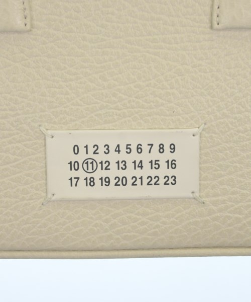 Maison Margiela（メゾンマルジェラ）ショルダーバッグ 白 サイズ:- レディース/2200617571018