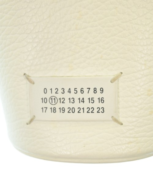 Maison Margiela（メゾンマルジェラ）ショルダーバッグ 白 サイズ:- レディース/2200697655035