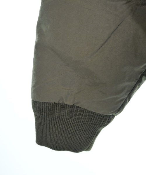 Maison Margiela（メゾンマルジェラ）その他 カーキ サイズ:46(M位) メンズ/2200699225014