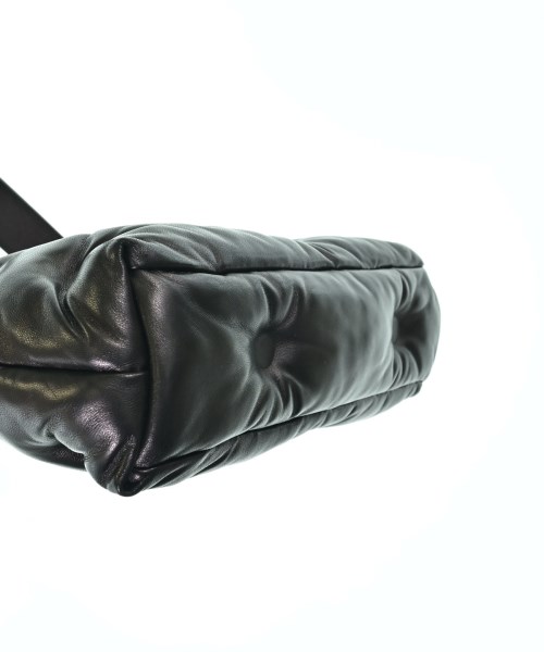 Maison Margiela（メゾンマルジェラ）ショルダーバッグ 黒 サイズ:- レディース/2200656930012