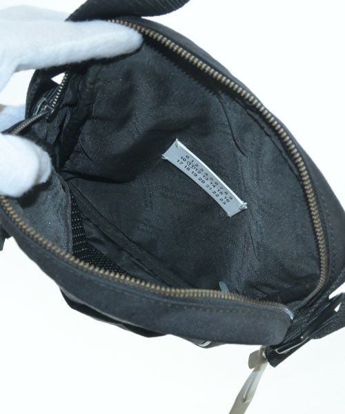 Maison Margiela（メゾンマルジェラ）ショルダーバッグ 黒 サイズ:- メンズ/2200657310011