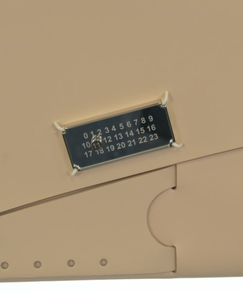 Maison Margiela（メゾンマルジェラ）ショルダーバッグ ベージュ サイズ:- レディース/2200658585036