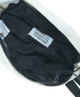 Maison Margiela（メゾンマルジェラ）ショルダーバッグ 白 サイズ:- メンズ/2200715932414