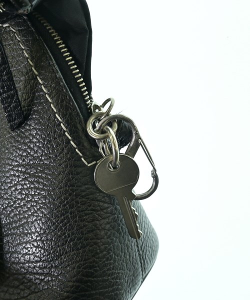 Maison Margiela（メゾンマルジェラ）ショルダーバッグ 黒 サイズ:- レディース/2200645734027