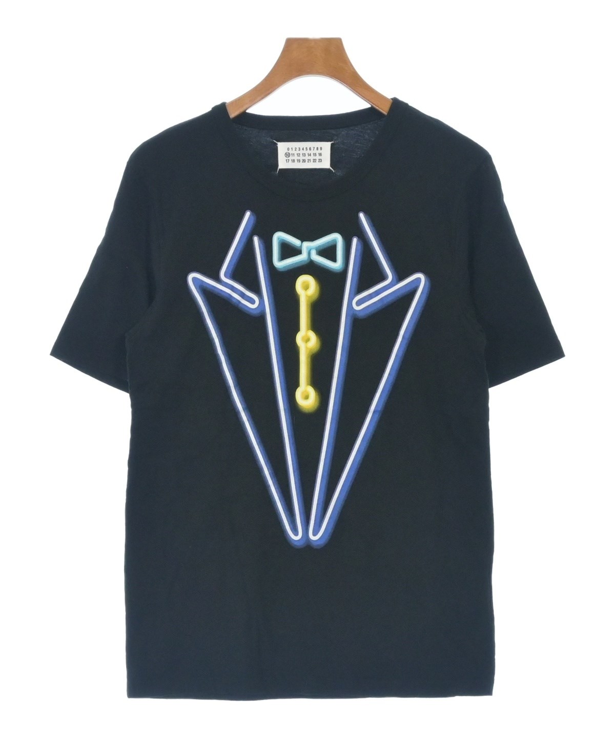 定価8万　マルジェラ　ポンディング　Tシャツ　44 Margiela シャツ　黒 Maison Margiela（メゾンマルジェラ）Tシャツ・カットソー 黒 サイズ