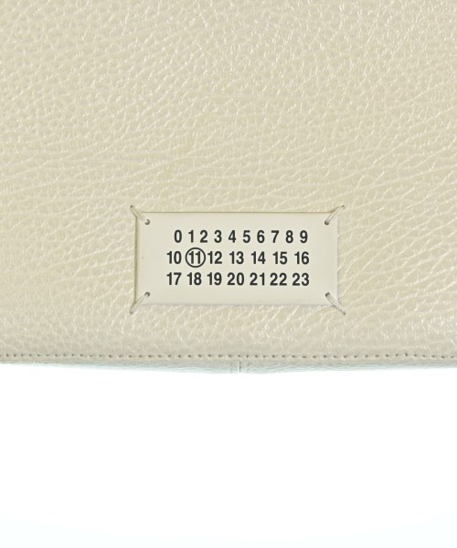 Maison Margiela（メゾンマルジェラ）ショルダーバッグ 白 サイズ:UNI レディース/2200732319038