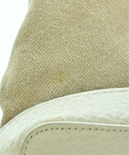 Maison Margiela（メゾンマルジェラ）ショルダーバッグ 白 サイズ:UNI レディース/2200732319038