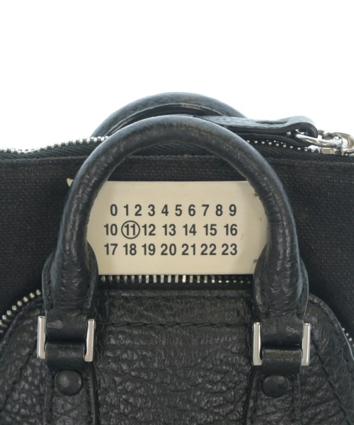 Maison Margiela（メゾンマルジェラ）ショルダーバッグ 黒 サイズ:- レディース/2200721370019