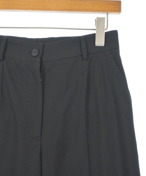 DOLCE&GABBANA（ドルチェアンドガッバーナ）スラックス 黒 サイズ:40(M位) レディース/2200684718057