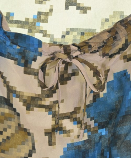 DRIES VAN NOTEN（ドリスヴァンノッテン）ブラウス ベージュ サイズ:36(XS位) レディース/2200657669102