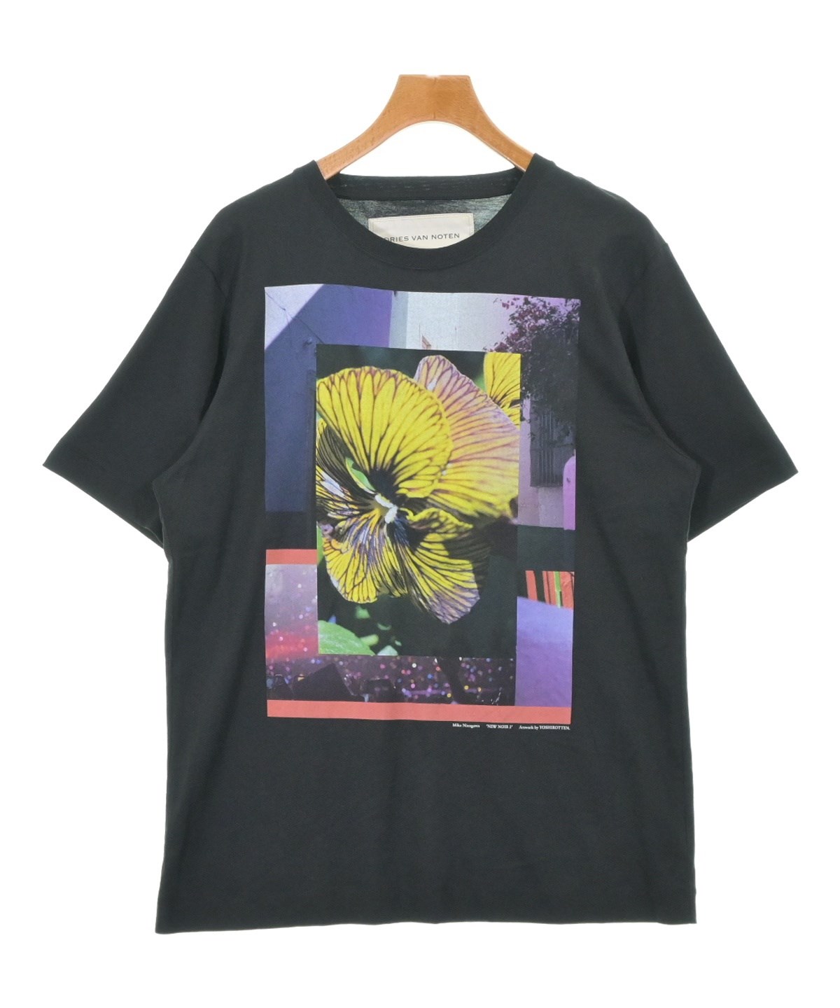 ドリスヴァンノッテンカットソーTシャツ DRIES VAN NOTEN（ドリスヴァンノッテン）Tシャツ・カットソー 黒