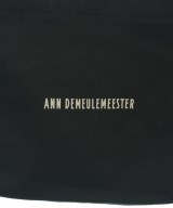 ANN DEMEULEMEESTER（アンドゥムルメステール）ショルダーバッグ 黒 サイズ:- メンズ/2200657133139