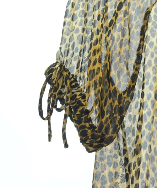 D&G（ディー＆ジー）ブラウス ベージュ サイズ:36(XS位) レディース/2200615217079