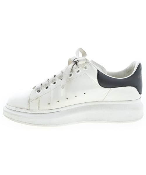 ALEXANDER MCQUEEN（アレキサンダーマックイーン）スニーカー 白 サイズ:EU39(24cm位) メンズ/2200612164611