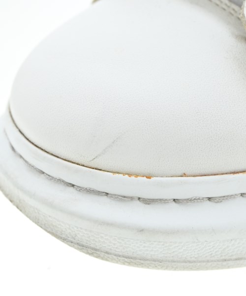 ALEXANDER MCQUEEN（アレキサンダーマックイーン）スニーカー 白 サイズ:EU39(24cm位) メンズ/2200612164611