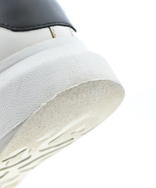 ALEXANDER MCQUEEN（アレキサンダーマックイーン）スニーカー 白 サイズ:EU39(24cm位) メンズ/2200612164611