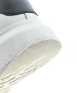 ALEXANDER MCQUEEN（アレキサンダーマックイーン）スニーカー 白 サイズ:EU39(24cm位) メンズ/2200612164611