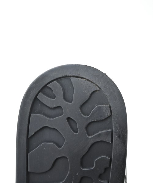 ALEXANDER MCQUEEN（アレキサンダーマックイーン）スニーカー 黒 サイズ:EU40 1/2(25.5cm位) メンズ/2200681114036