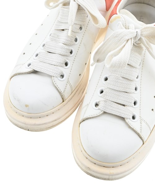 ALEXANDER MCQUEEN（アレキサンダーマックイーン）スニーカー 白 サイズ:EU38(24.5cm位) レディース/2200703804174