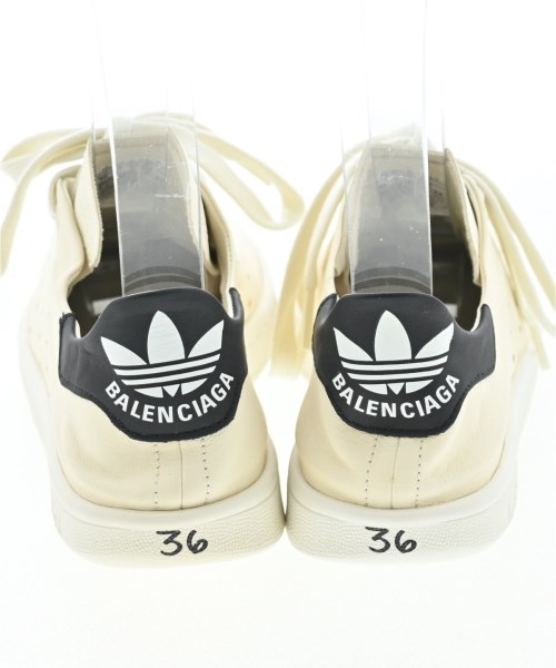 BALENCIAGA（バレンシアガ）スニーカー 白 サイズ:22.5cm レディース/2200639893037