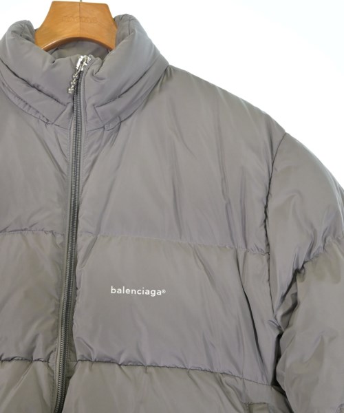 BALENCIAGA（バレンシアガ）ダウンジャケット/ダウンベスト グレー サイズ:48(L位) メンズ/2200632413010