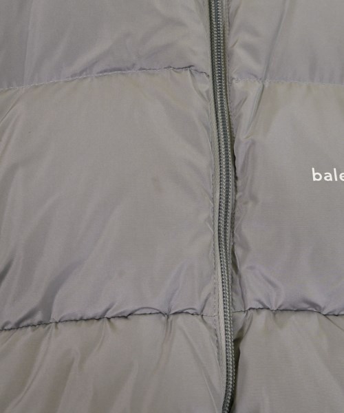 BALENCIAGA（バレンシアガ）ダウンジャケット/ダウンベスト グレー サイズ:48(L位) メンズ/2200632413010
