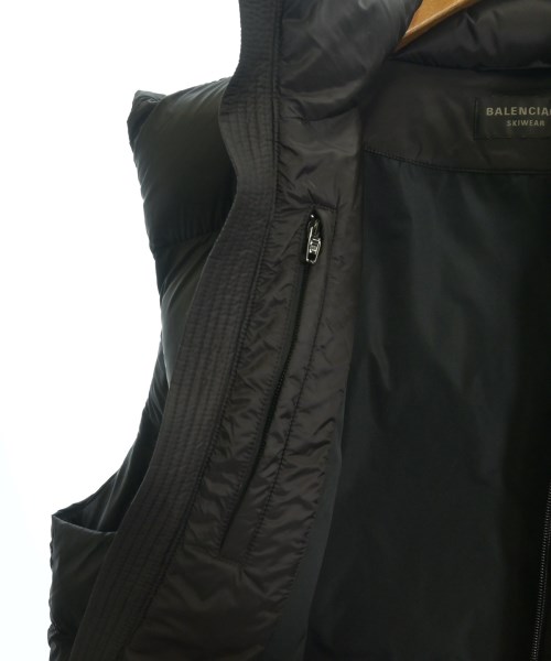 BALENCIAGA（バレンシアガ）ダウンジャケット/ダウンベスト 黒 サイズ:46(M位) メンズ/2200620155038