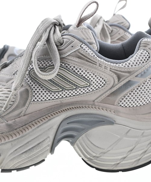 BALENCIAGA（バレンシアガ）スニーカー ベージュ サイズ:27cm メンズ/2200620155113