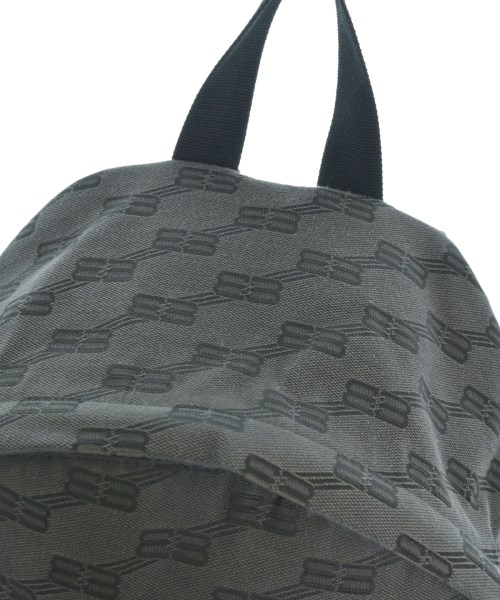 BALENCIAGA（バレンシアガ）バックパック・リュック グレー サイズ:- レディース/2200621230048