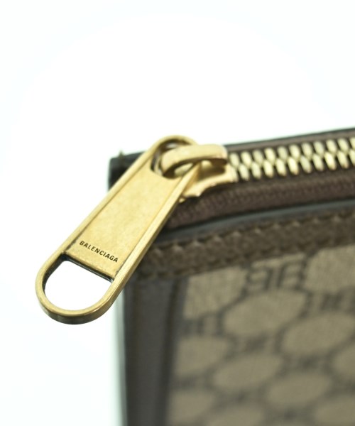 BALENCIAGA（バレンシアガ）クラッチバッグ ベージュ サイズ:- メンズ/2200565376253