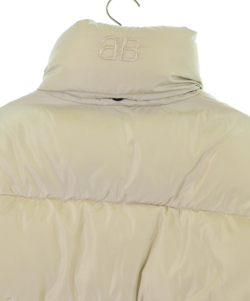 BALENCIAGA（バレンシアガ）ダウンジャケット/ダウンベスト 白 サイズ:44(S位) メンズ/2200672816017