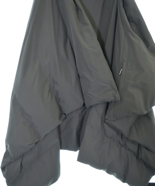 BALENCIAGA（バレンシアガ）ダウンコート グレー サイズ:ONE レディース/2200680068019