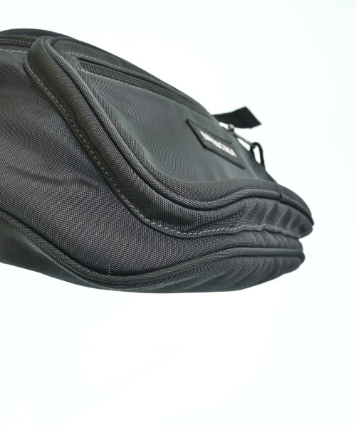 BALENCIAGA（バレンシアガ）ショルダーバッグ グレー サイズ:- メンズ/2200656454013