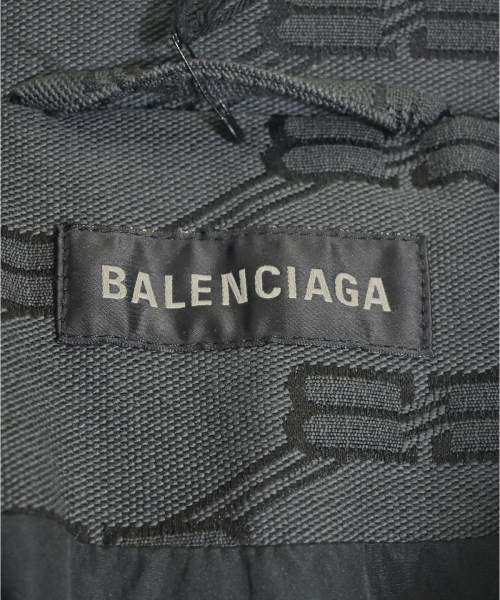 BALENCIAGA（バレンシアガ）ダウンジャケット/ダウンベスト グレー サイズ:34(S位) メンズ/2200659764010