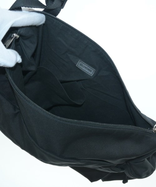 BALENCIAGA（バレンシアガ）ショルダーバッグ 黒 サイズ:- メンズ/2200660470016