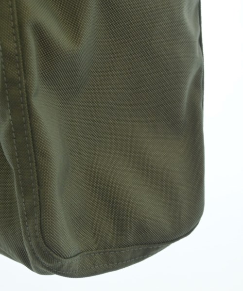 BALENCIAGA（バレンシアガ）ショルダーバッグ カーキ サイズ:- メンズ/2200660470023