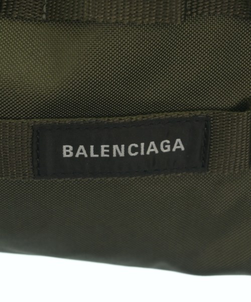 BALENCIAGA（バレンシアガ）ショルダーバッグ カーキ サイズ:- メンズ/2200660470023
