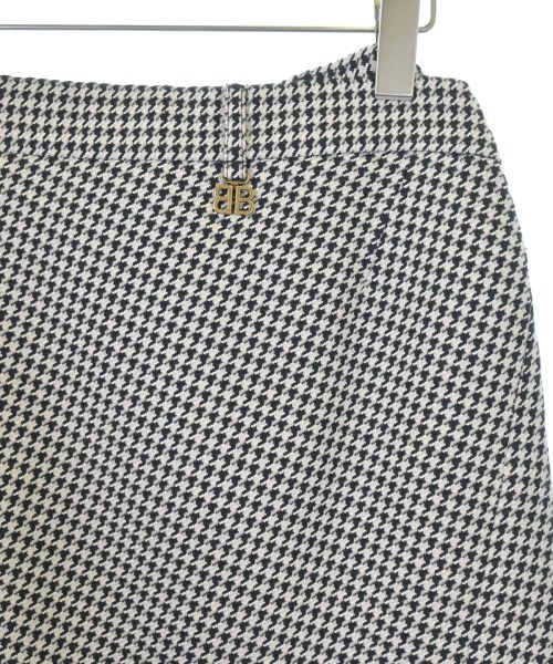 BALENCIAGA（バレンシアガ）ひざ丈スカート 白 サイズ:34(XXS位) レディース/2200712878197
