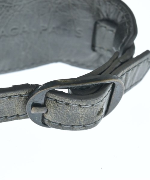 BALENCIAGA（バレンシアガ）ブレスレット・バングル カーキ サイズ:- メンズ/2200718552541