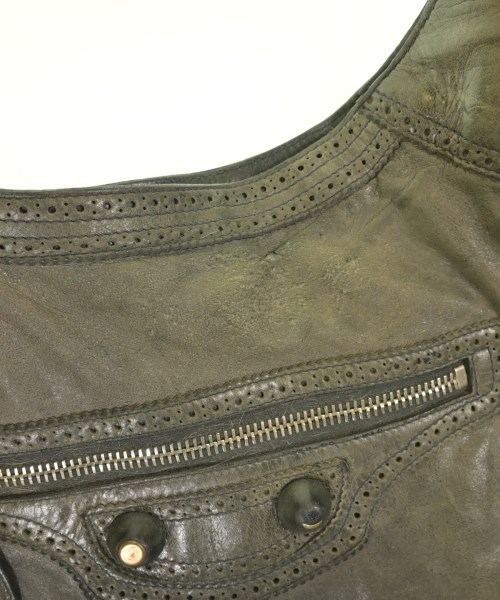 BALENCIAGA（バレンシアガ）ショルダーバッグ カーキ サイズ:- メンズ/2200700378975