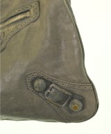 BALENCIAGA（バレンシアガ）ショルダーバッグ カーキ サイズ:- メンズ/2200700378975