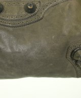 BALENCIAGA（バレンシアガ）ショルダーバッグ カーキ サイズ:- メンズ/2200700378975