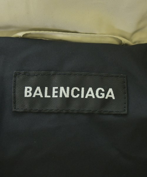 BALENCIAGA（バレンシアガ）ダウンジャケット/ダウンベスト 白 サイズ:44(S位) メンズ/2200702842023